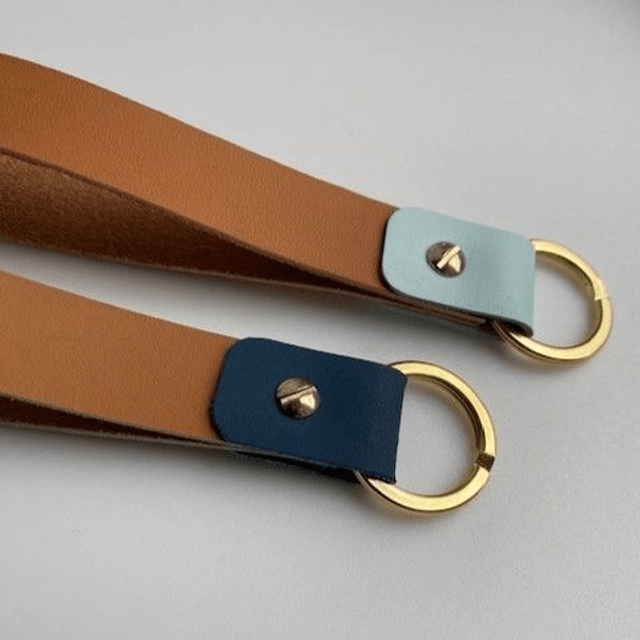 Porte-clés en cuir bicolore collection Camel