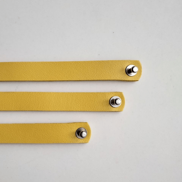Bracelet fin en cuir Jaune 