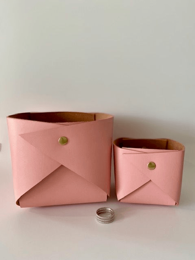 Panier de rangement en cuir rose grand modèle