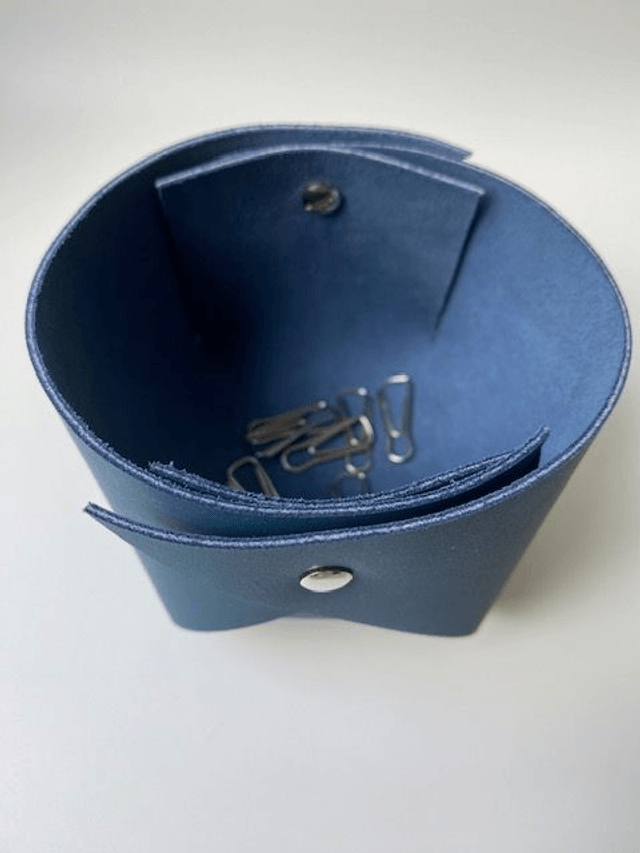 Panier de rangement en cuir bleu petit modèle