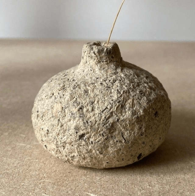Mini vases ronds en papier mâché Granit