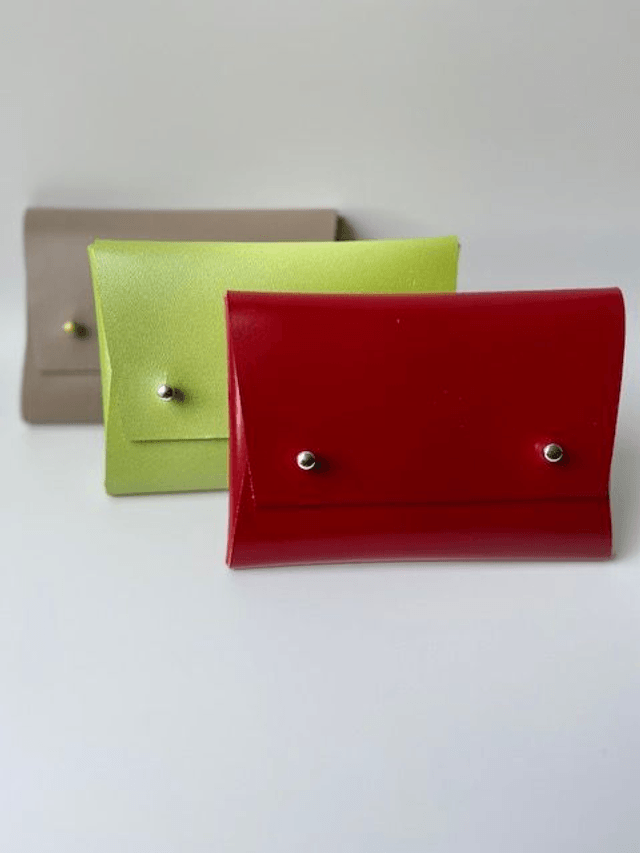Pochette en cuir rouge 
