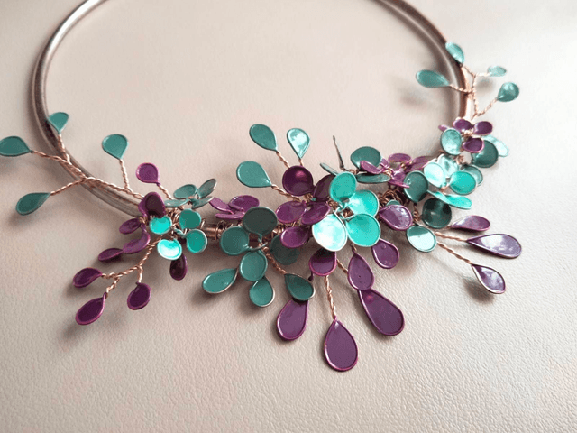 Petit bijou de mur bleu turquoise et violine