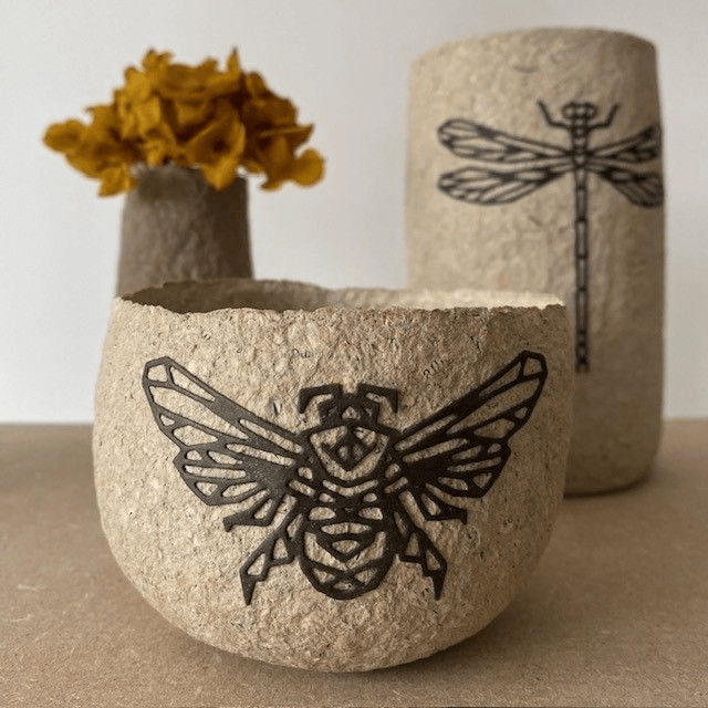 Petit bol papier mâché et insectes 
