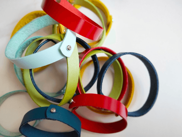 Bracelet fin en cuir Bleu marine