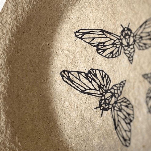 Coupelle en papier mâché insectes noirs grand modèle 