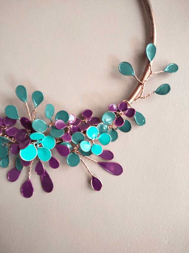 Petit bijou de mur bleu turquoise et violine