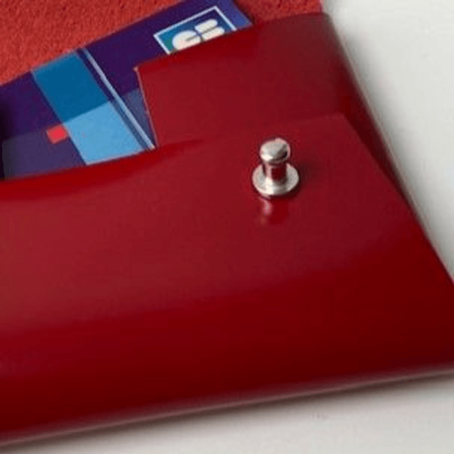 Pochette en cuir rouge 