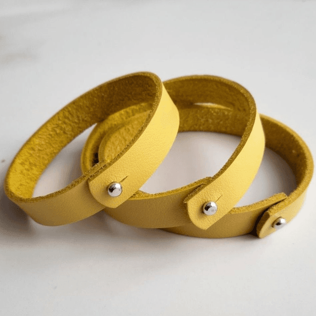 Bracelet fin en cuir Jaune 